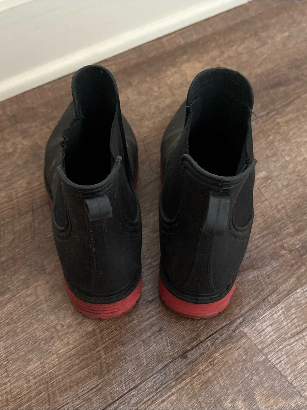 Men's Black Chukka Boots with Red Sole